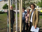 Dekan Jones, Dekanatsrätin Frau. Poser und Dekanatsrätin Frau Al-Marie, sowie Herr Holzwarth vom Historischen Institut. Foto: Thomas Seifert.